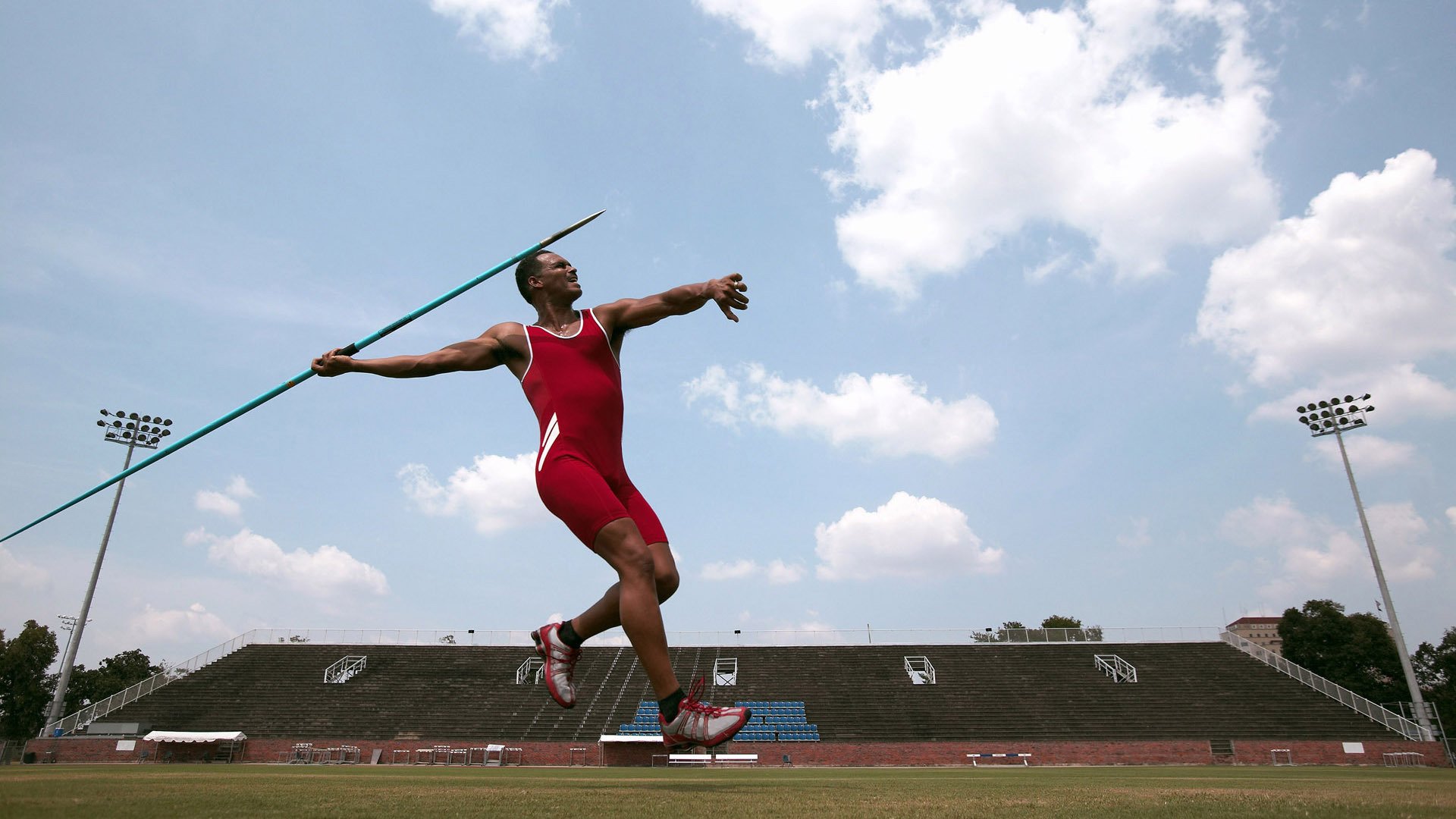 出发水下推进技术成为分水岭，水下推进方式